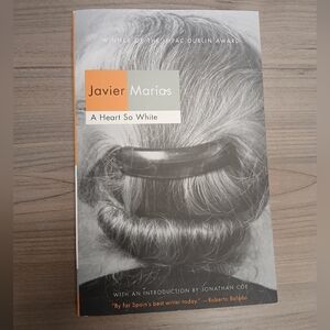 🤩2/$30 A Heart So White By Javier Marias - Paperback Book